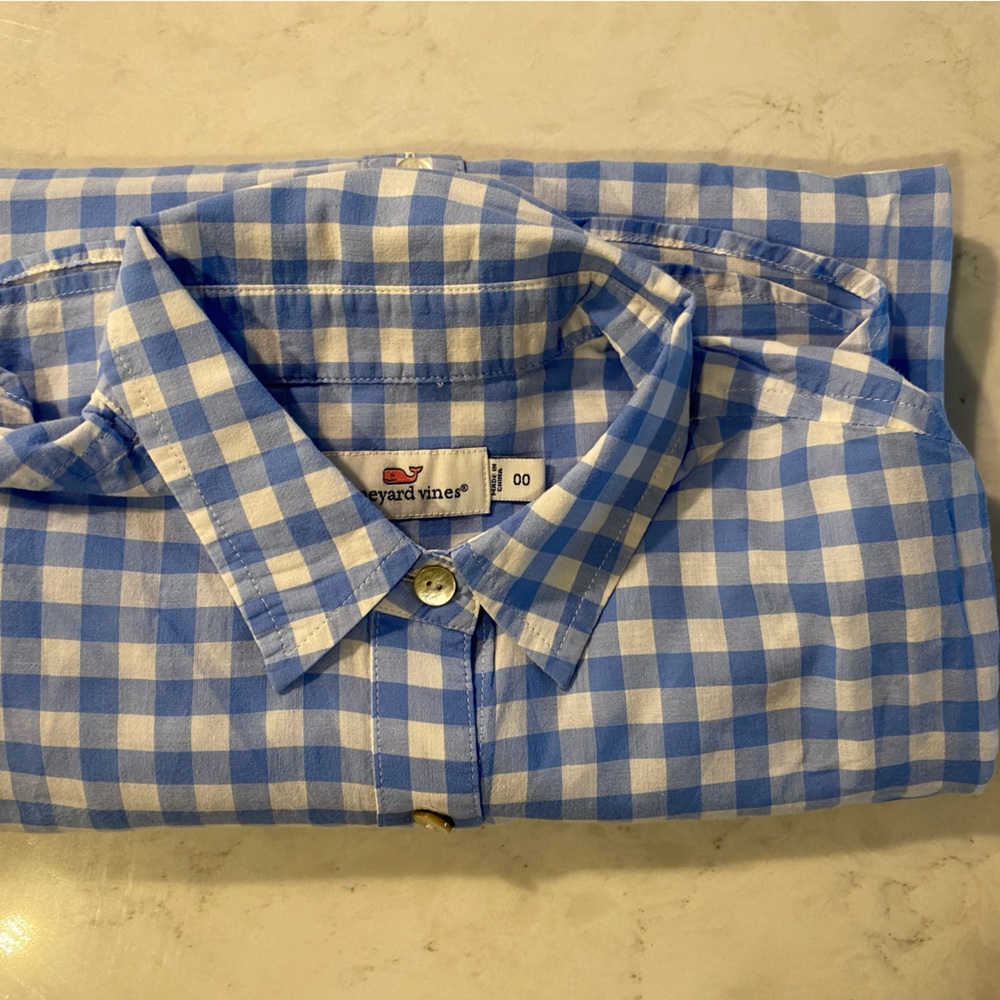 Vineyard Vines Button Down - Size 00